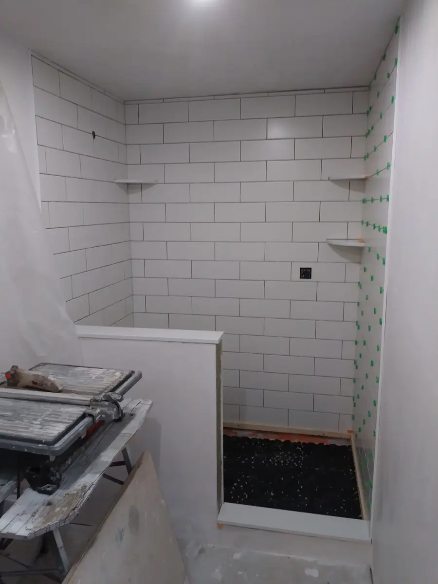 Subway tile bathroom walls